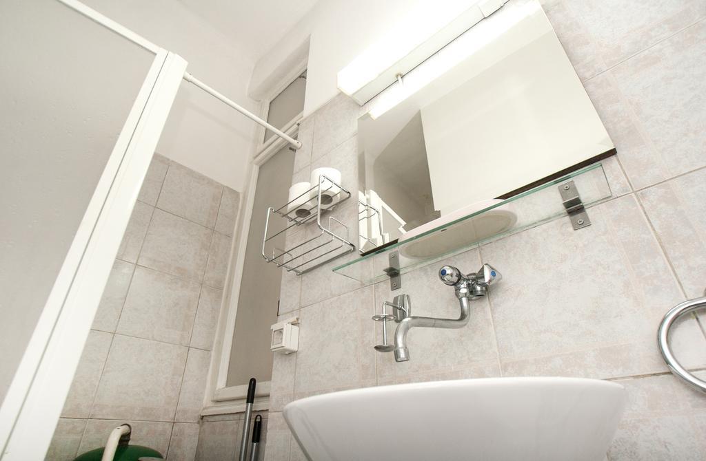 Bridge Apartment Belgrad Zimmer foto